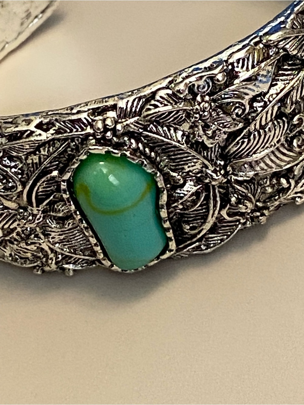 Source Unknown Silver Filigree Cuff Bracelet with Turquoise-Green Stone